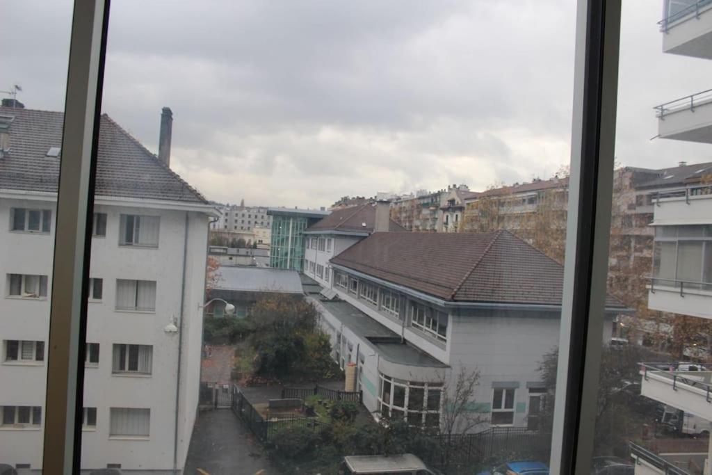 Le Jane : Centre Ville, Garage, Balcon Annecy Exterior photo